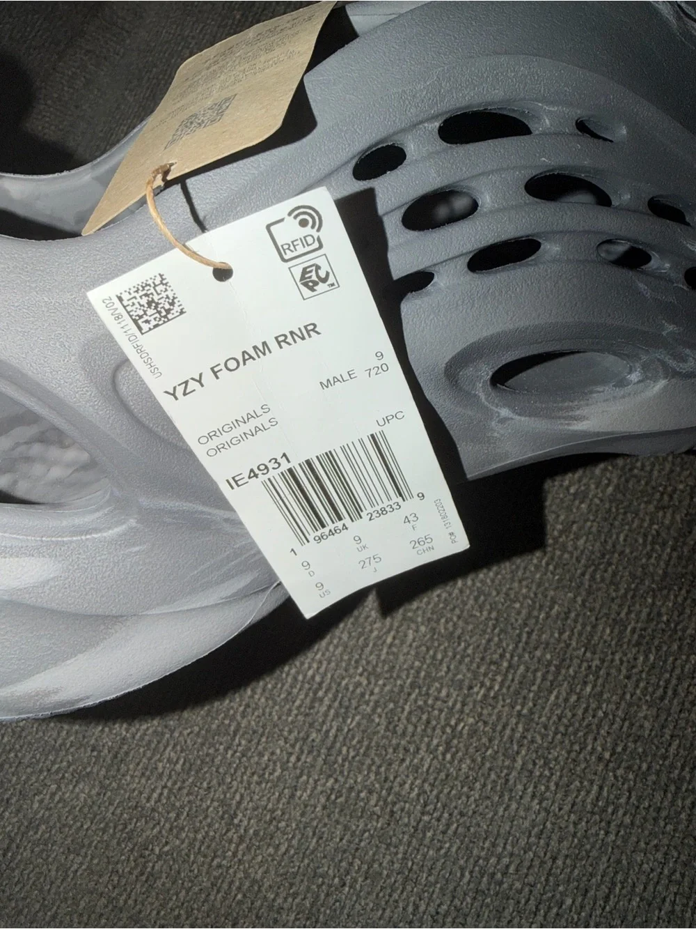 Adidas Yeezy Foam RNR ‘MX Granite’ Size 9M